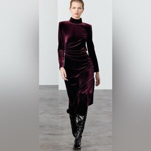 ZARA open back velvet dress top pants shirt aritzia reformation sexyyy SOLD OUT!